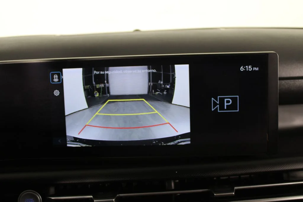 Used 2025 Black Hyundai SE image 27