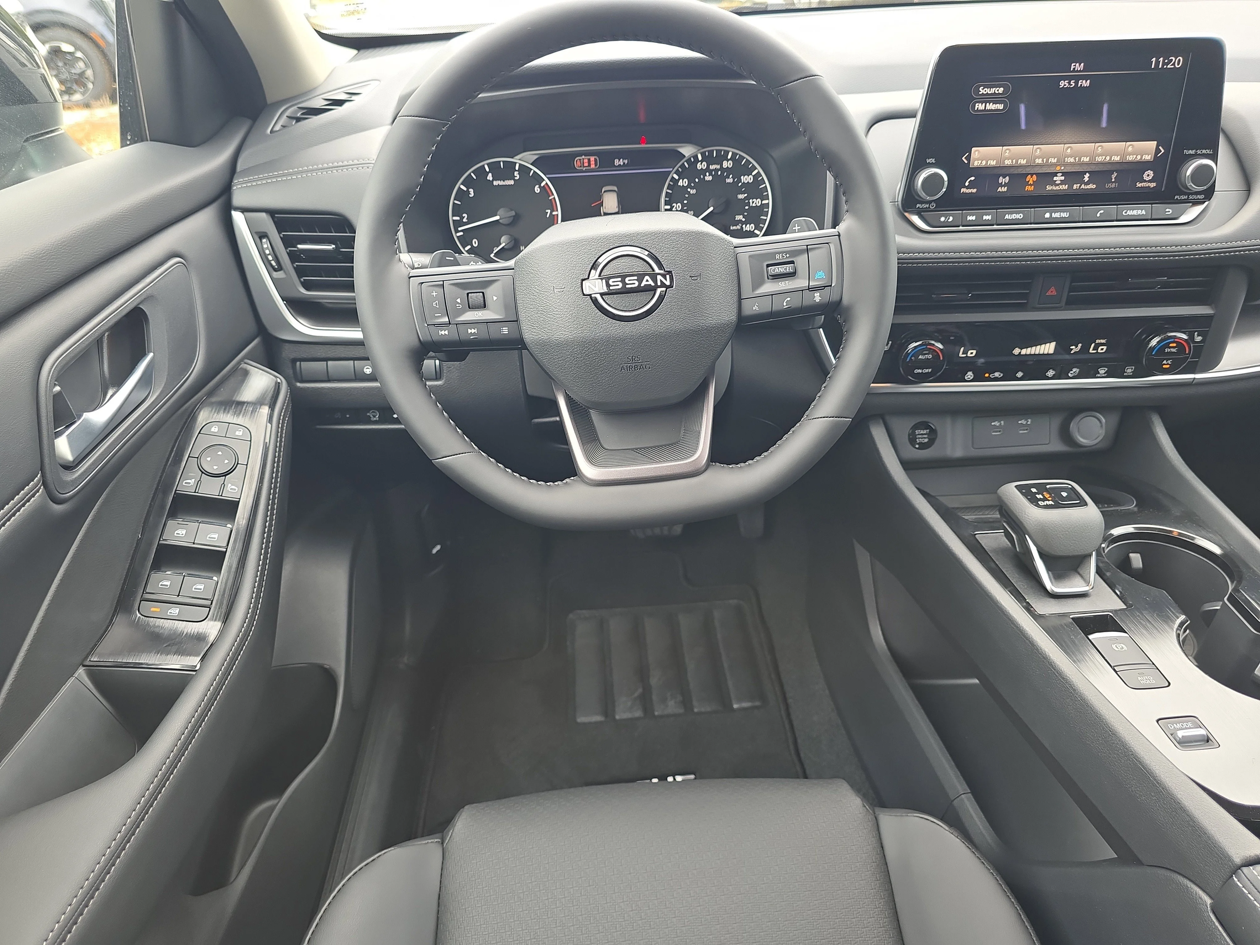 New 2026 Everest White Pearl TriCoat Nissan Dark Armor™ image 14