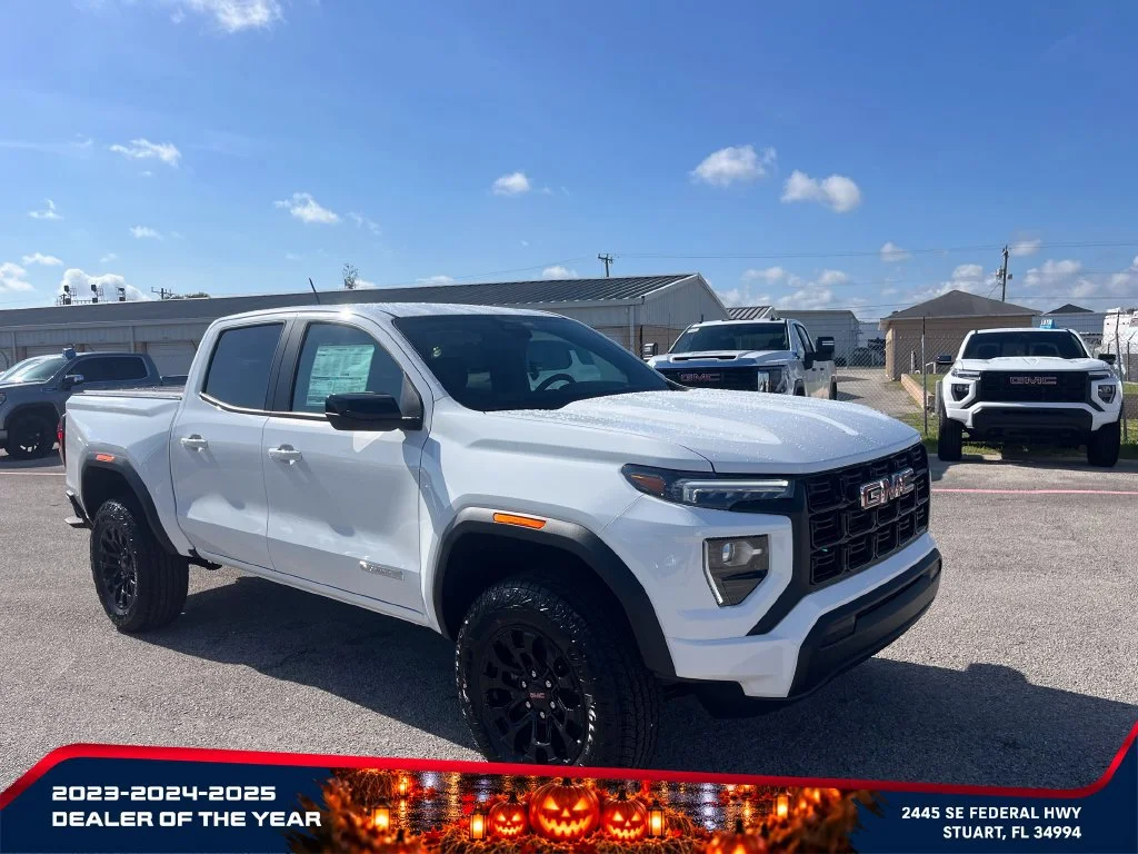 New 2026 Summit White GMC Elevation image 2