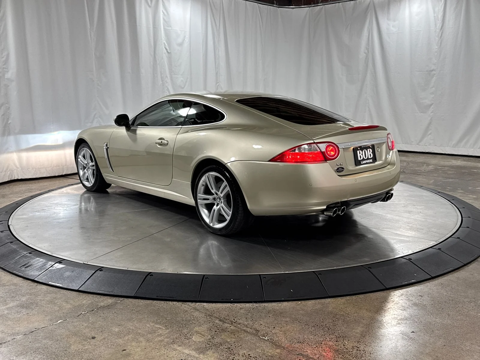 Used 2008 Winter Gold Jaguar XKR Base image 7