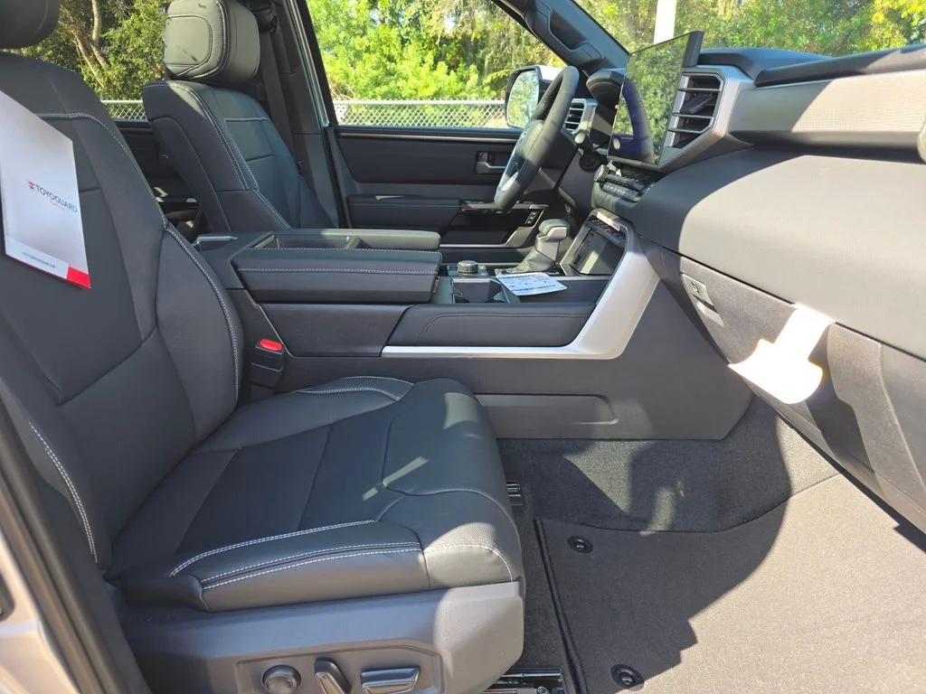 2026 Toyota Tundra Limited - Photo 14