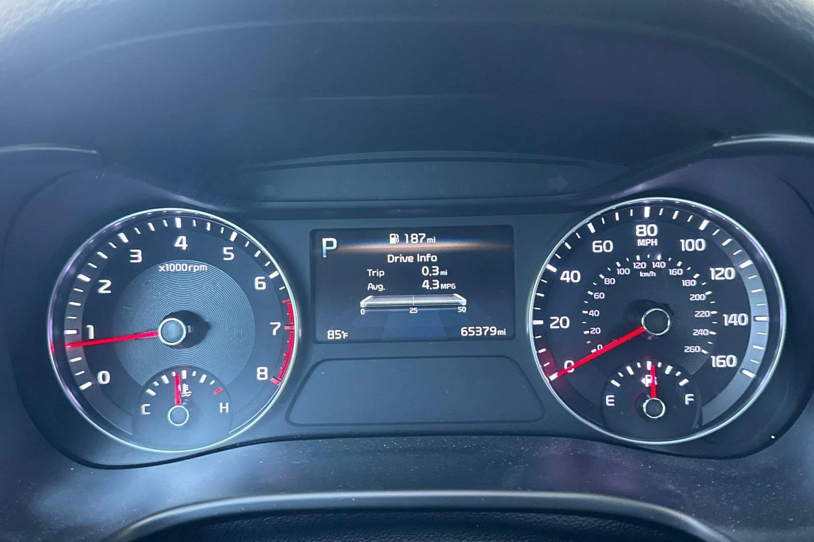 Used 2023 Snow White Pearl Kia LXS image 22
