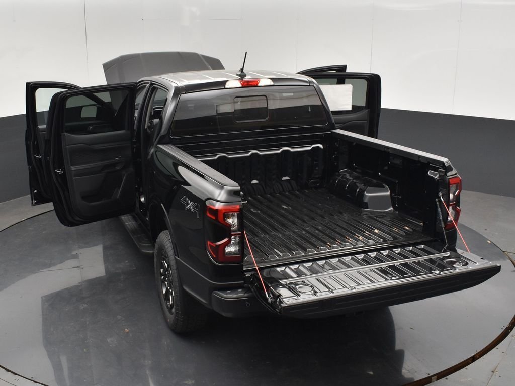 New 2026 Shadow Black Ford XLT image 8