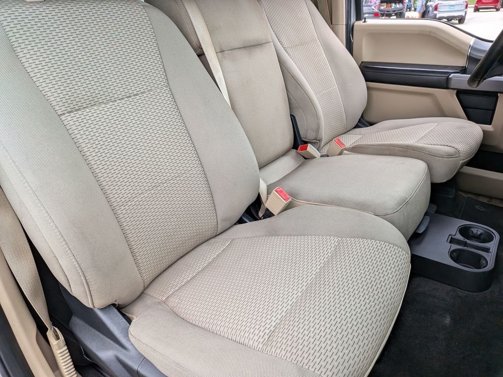 Used 2019 Green Ford XLT image 29
