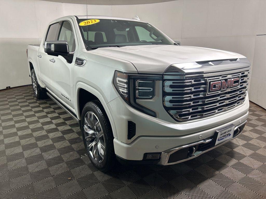 Used 2023 White Frost GMC Denali image 8