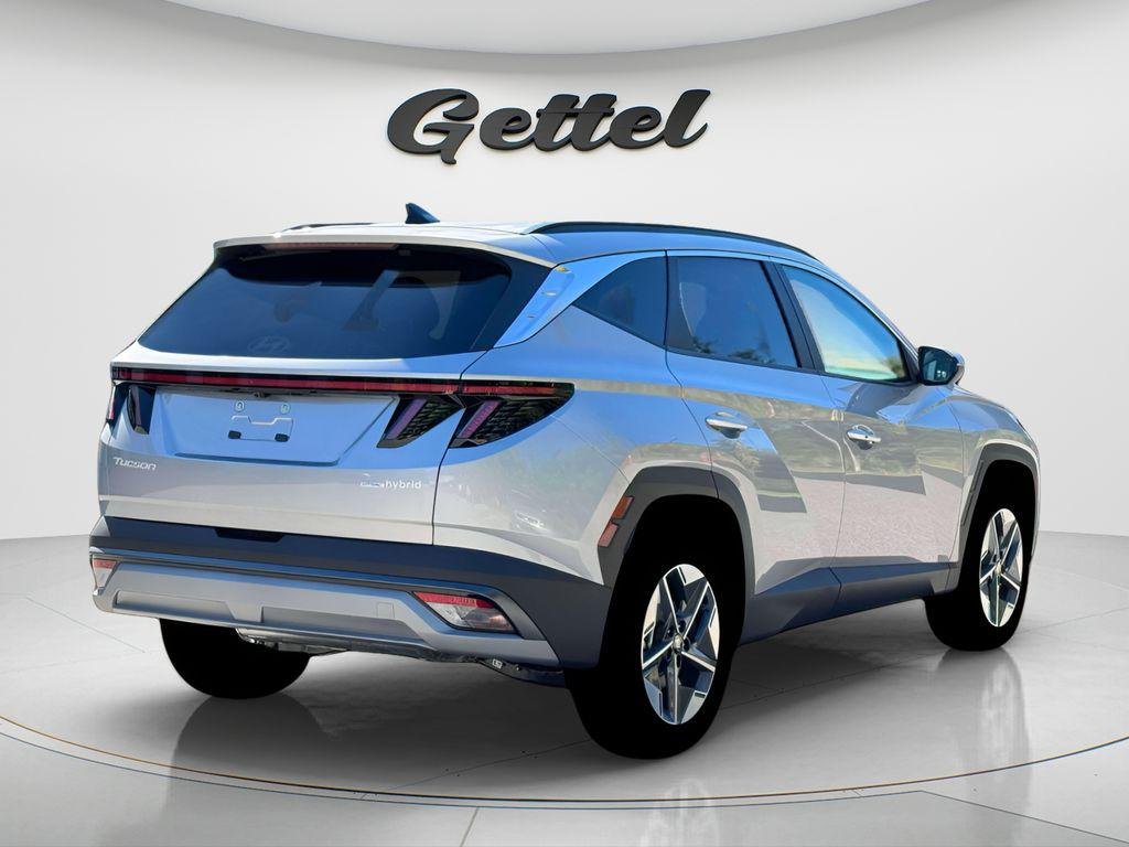 New 2026 Silver Hyundai SEL Convenience image 8