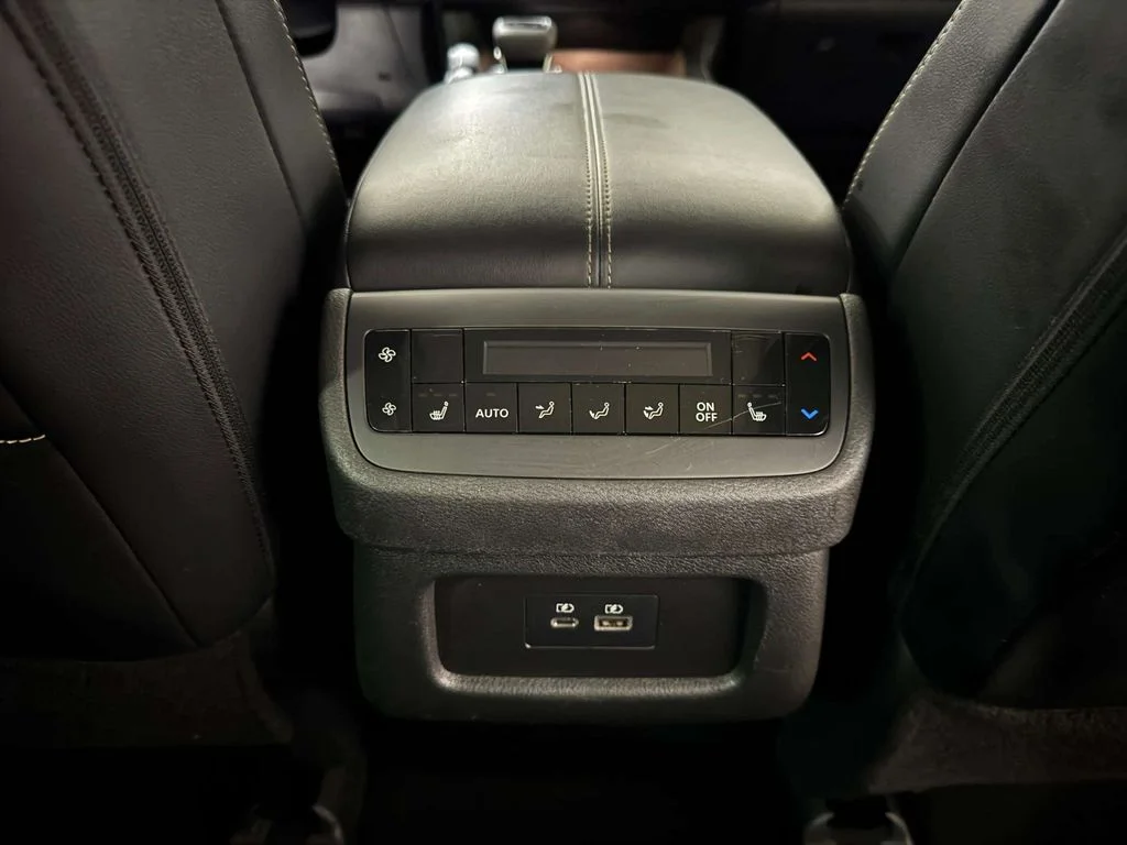 Certified Used 2024 Pearl White Tricoat Nissan SL image 19