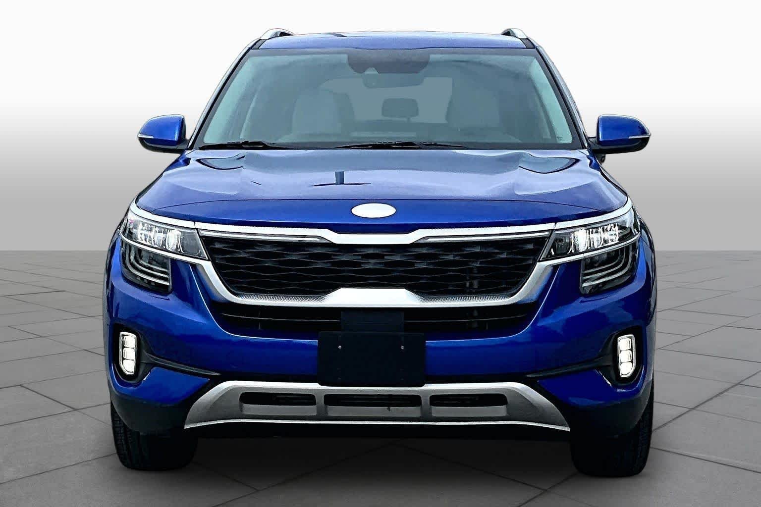 Used 2021 Neptune Blue Kia SX image 4