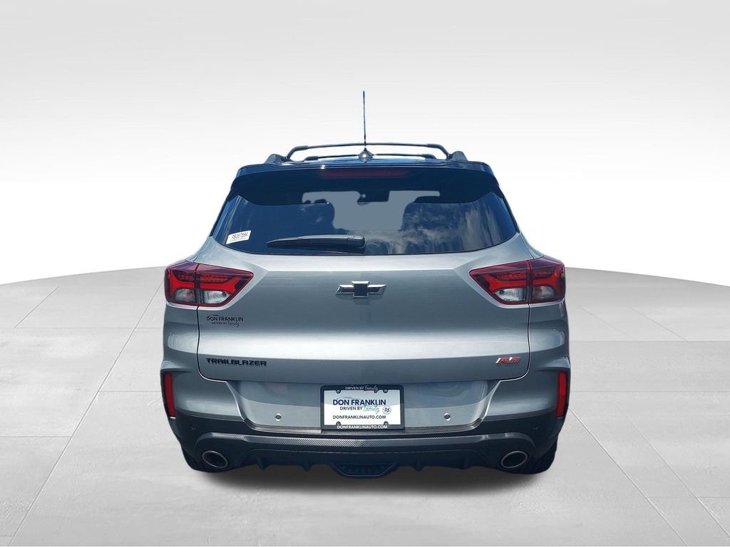 Used 2023 Gray Chevrolet RS image 4