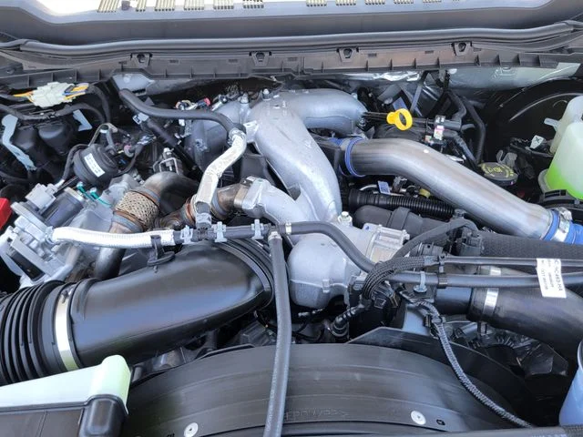 New 2026 Avalanche Ford XL image 9