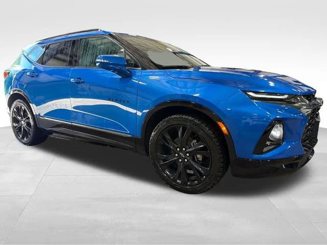 Used 2020 BRIGHT BLUE METALLIC Chevrolet RS image 9