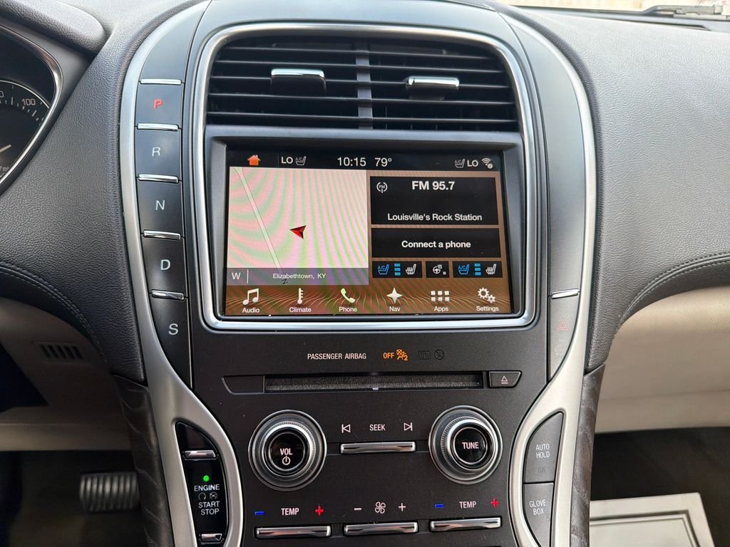 Used 2018 Brown Lincoln Reserve image 21