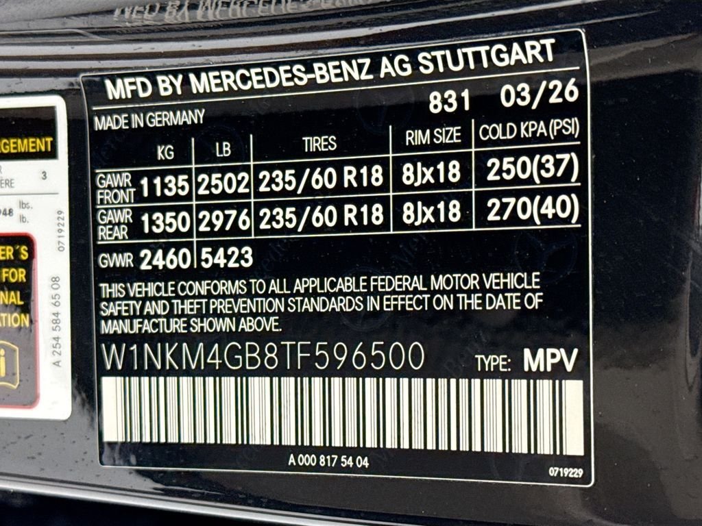 New 2026 Graphite Grey Metallic Mercedes-Benz GLC 300 image 34