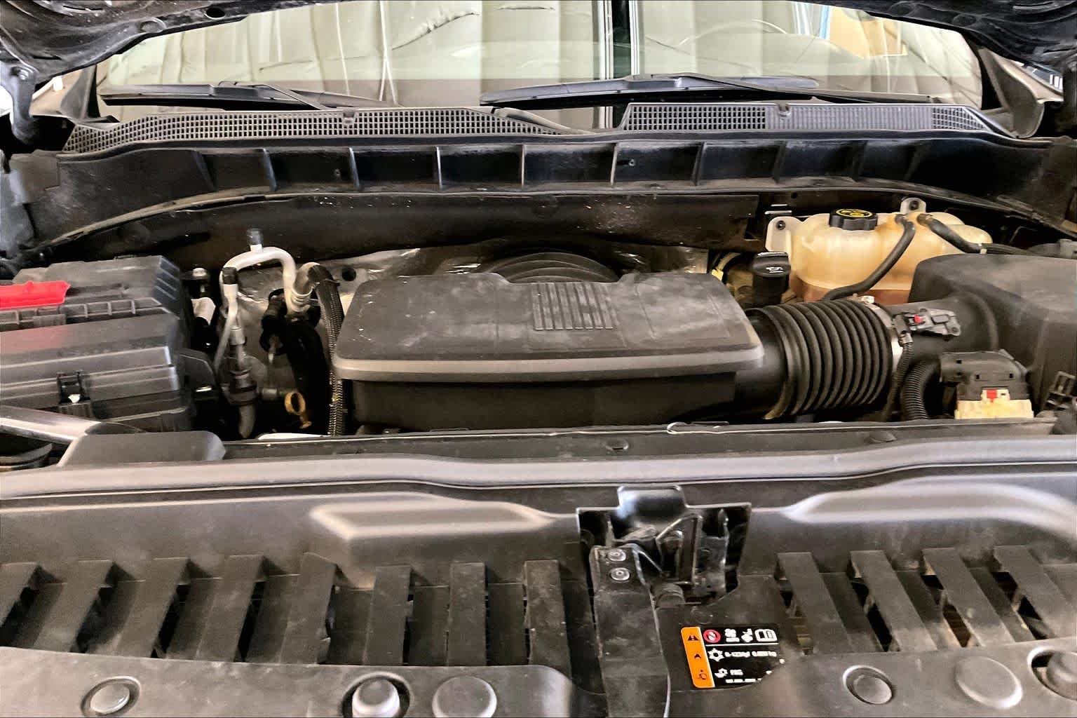 Used 2019 Shadow Gray Metallic Chevrolet RST image 27