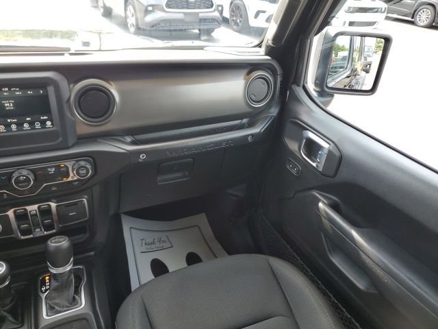 Used 2022 Black Jeep Unlimited Sport S image 16