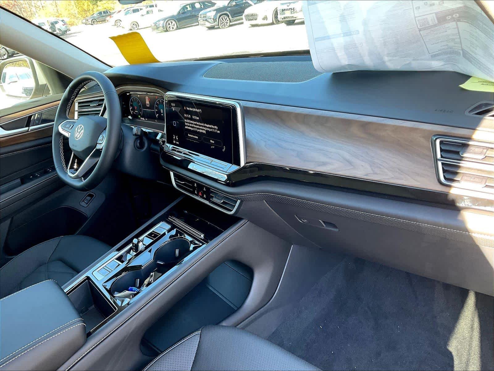 2026 Volkswagen Atlas SE w/Tech - Photo 10