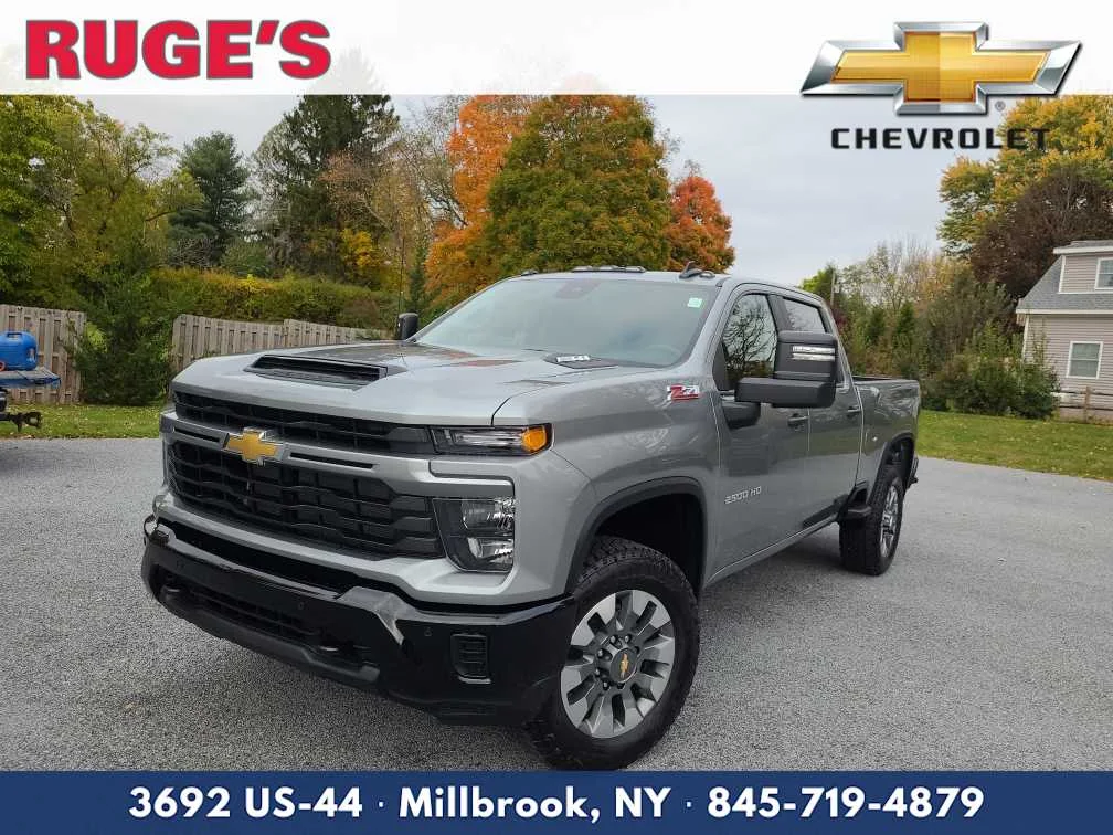 2026 Chevrolet Silverado 2500HD Custom