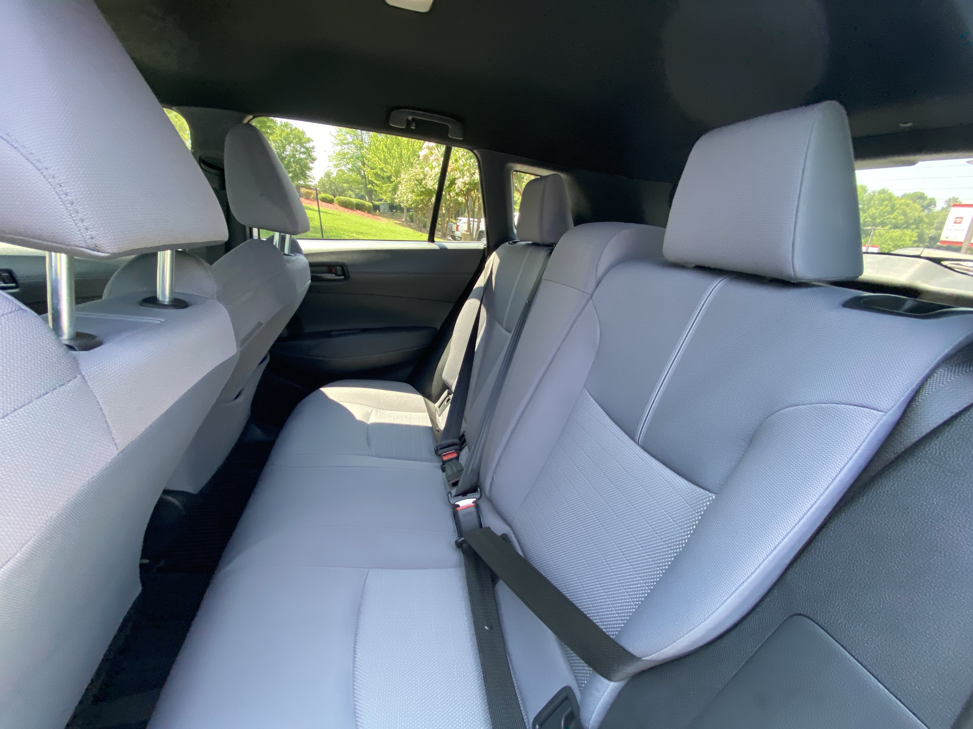 Used 2023 Wind Chill Pearl Toyota Hybrid SE image 11
