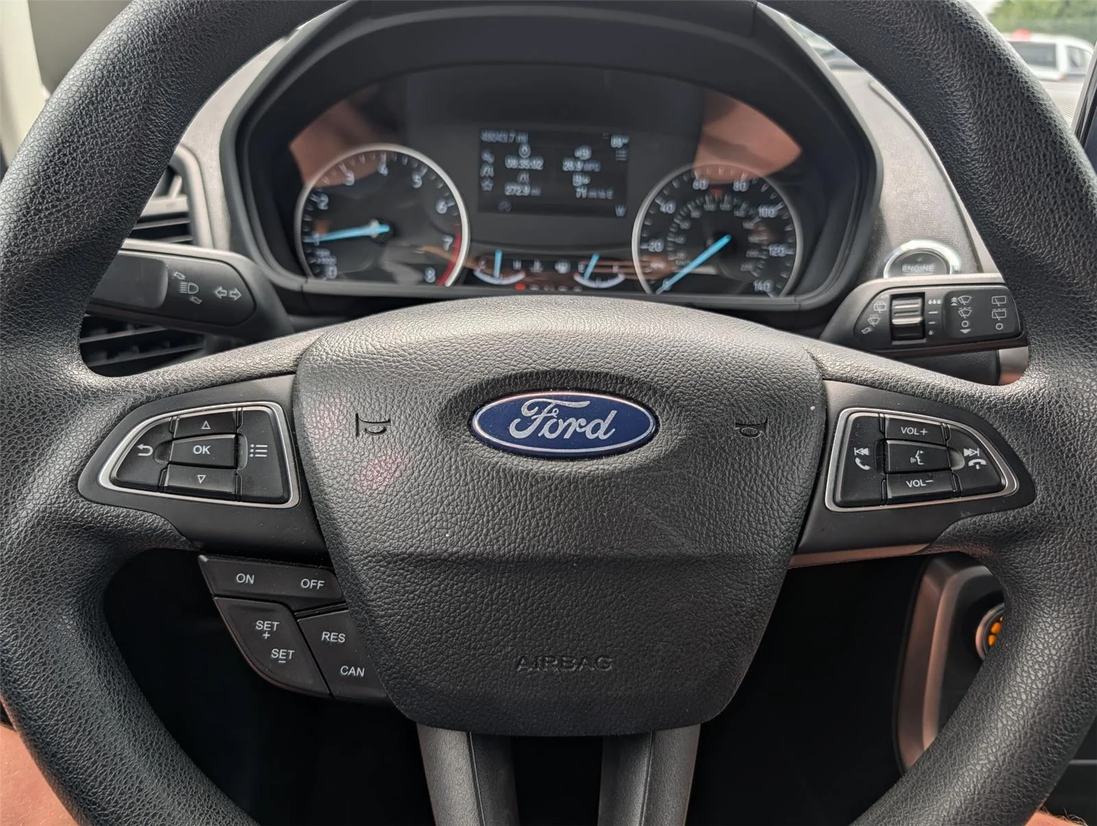 Used 2021 Lightning Blue Ford SE image 23