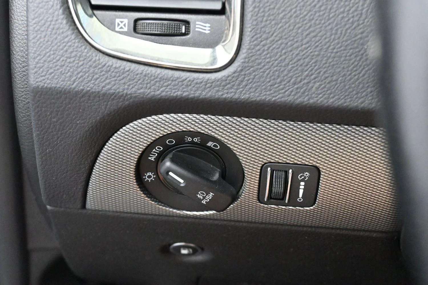 Used 2018 DB Black Clearcoat Dodge GT image 23