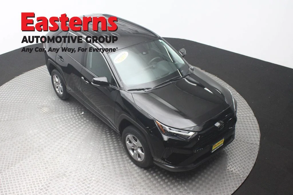 Used 2023 Black Toyota XLE image 3