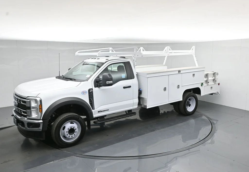 New 2025 Oxford White Ford XL image 44