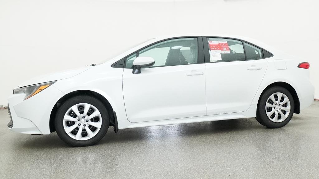 New 2026 Wind Chill Pearl Toyota LE image 4