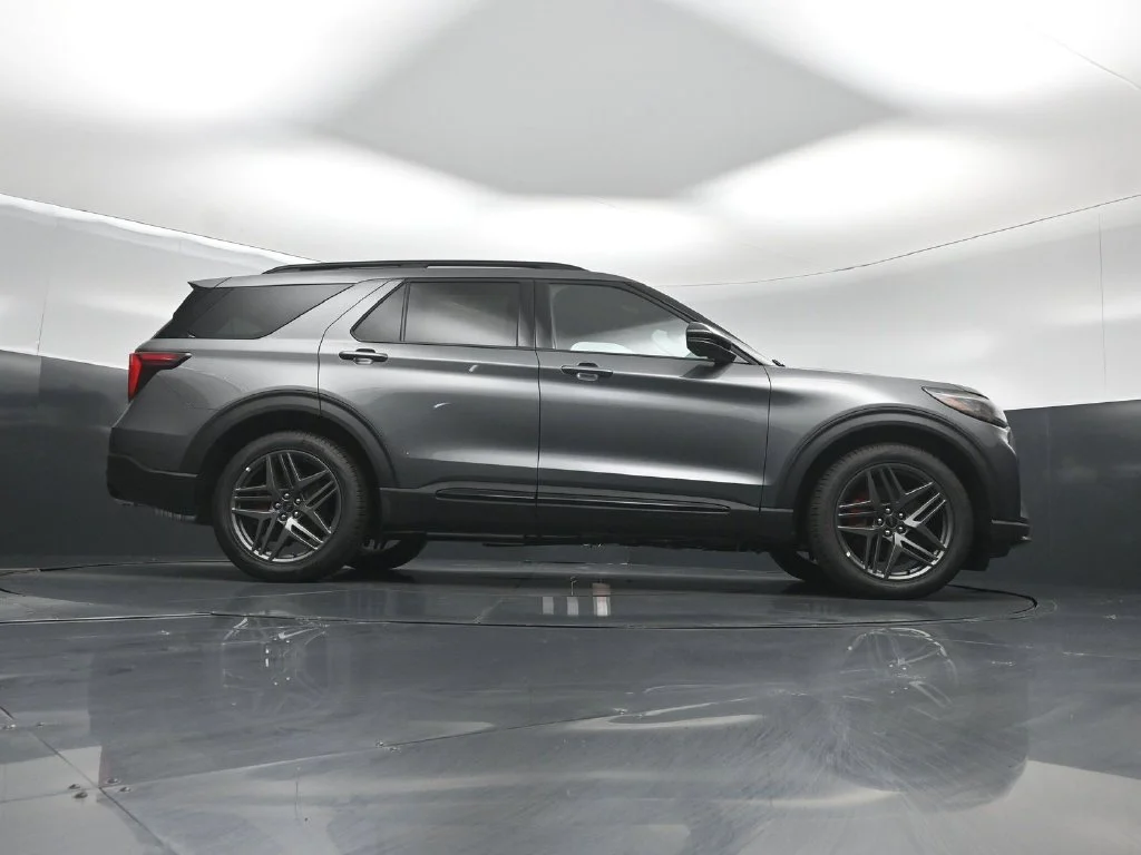 New 2026 Carbonized Gray Metallic Ford ST image 47
