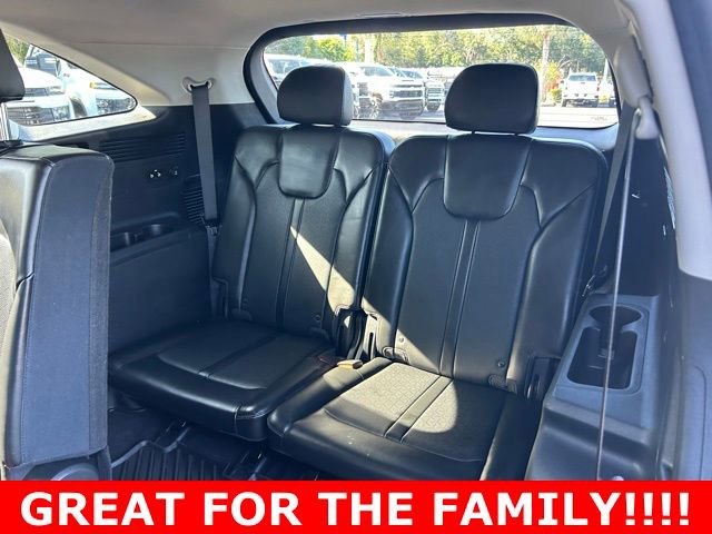 Used 2022 Passion Red Tintc Kia S image 16