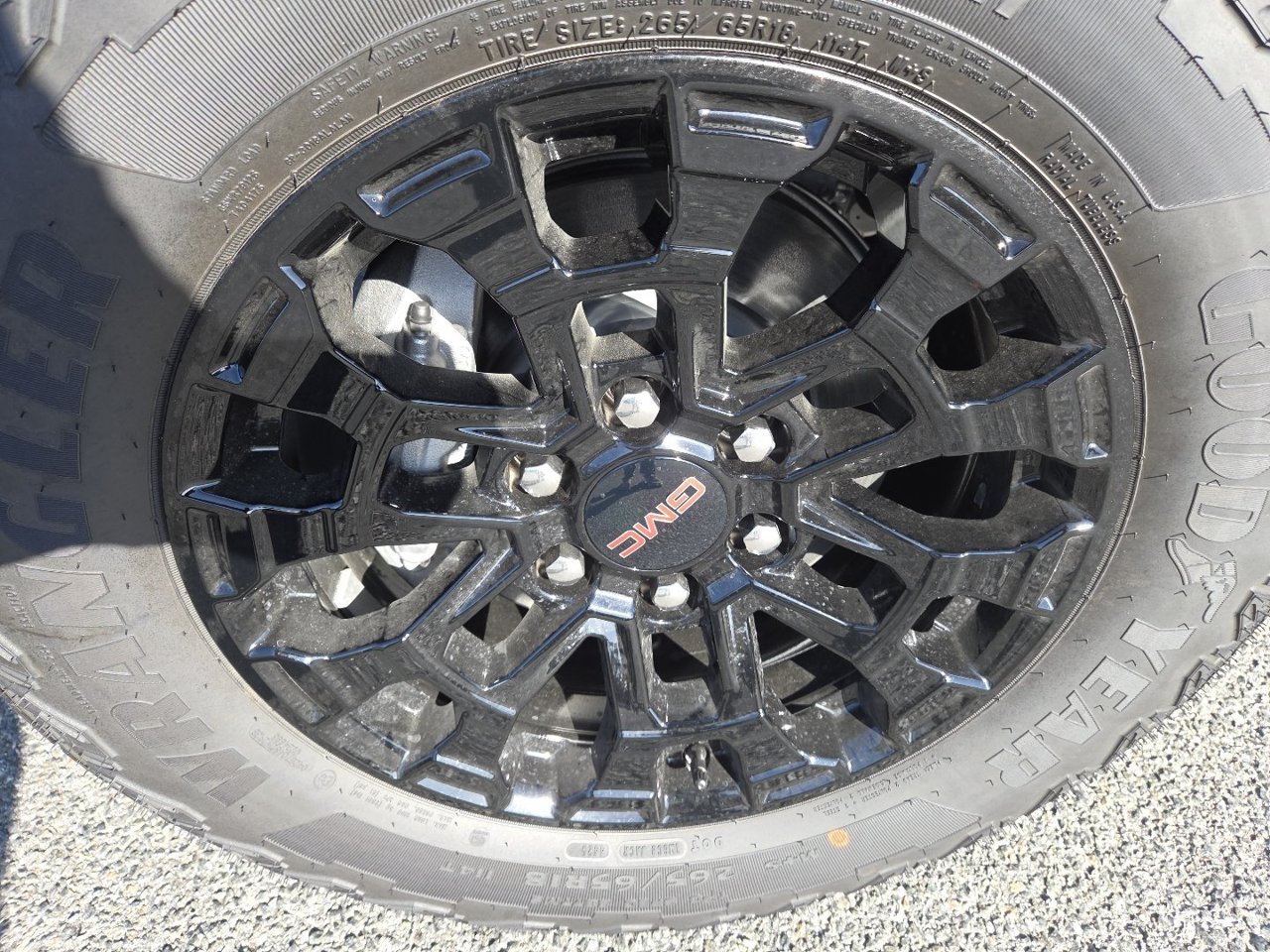 2026 GMC Canyon Elevation - Photo 10
