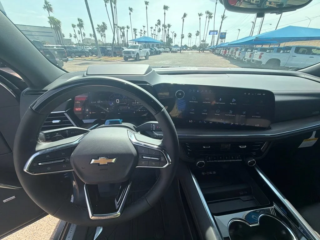 New 2026 Lakeshore Blue Metallic Chevrolet High Country image 8