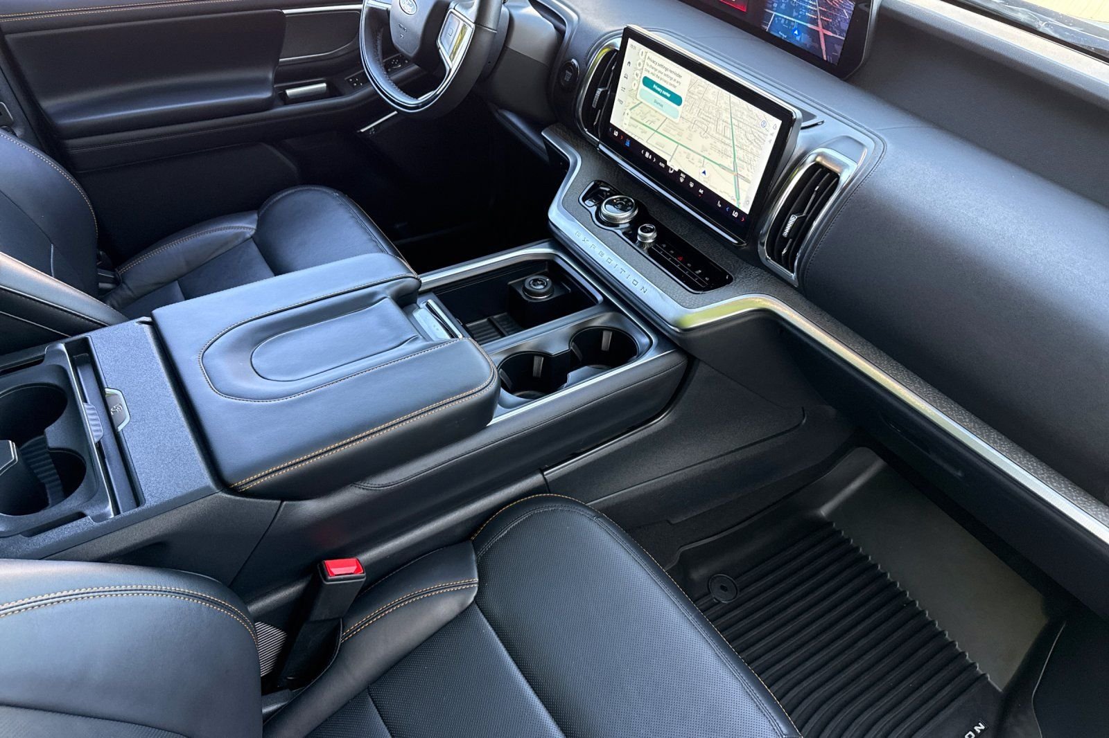Used 2025  Ford Tremor image 17