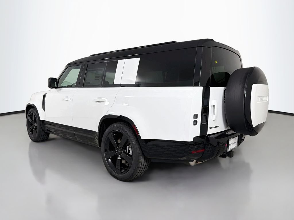 New 2026 Fuji White Land Rover X-Dynamic SE image 7
