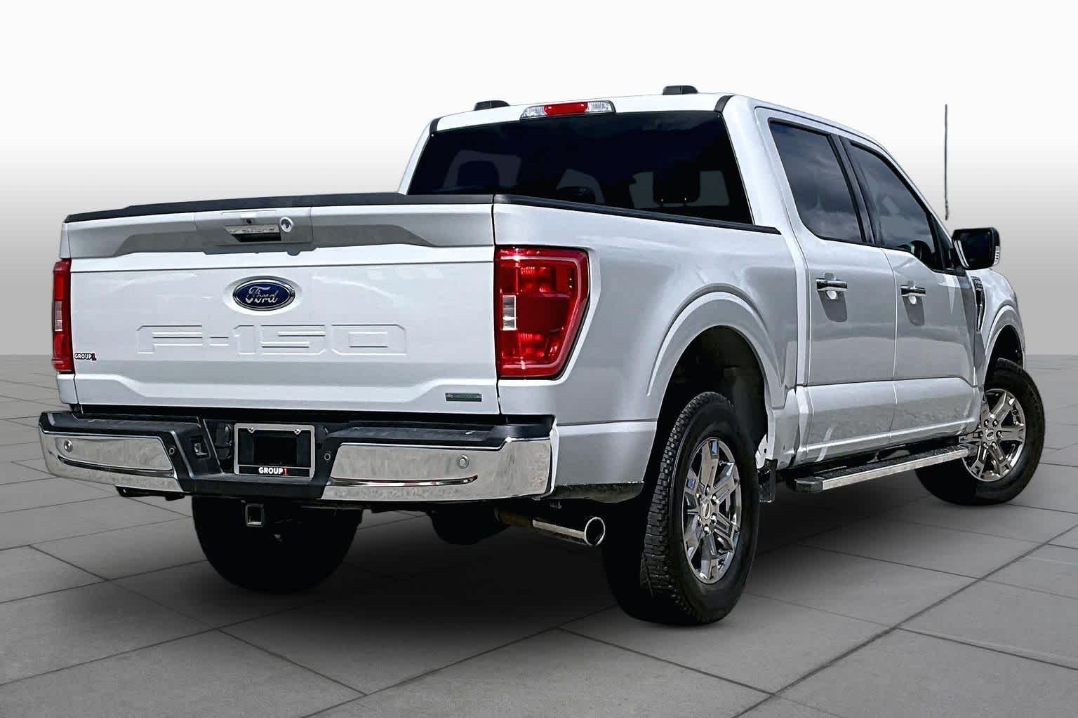 Used 2023 Avalanche Gray Ford XLT image 13