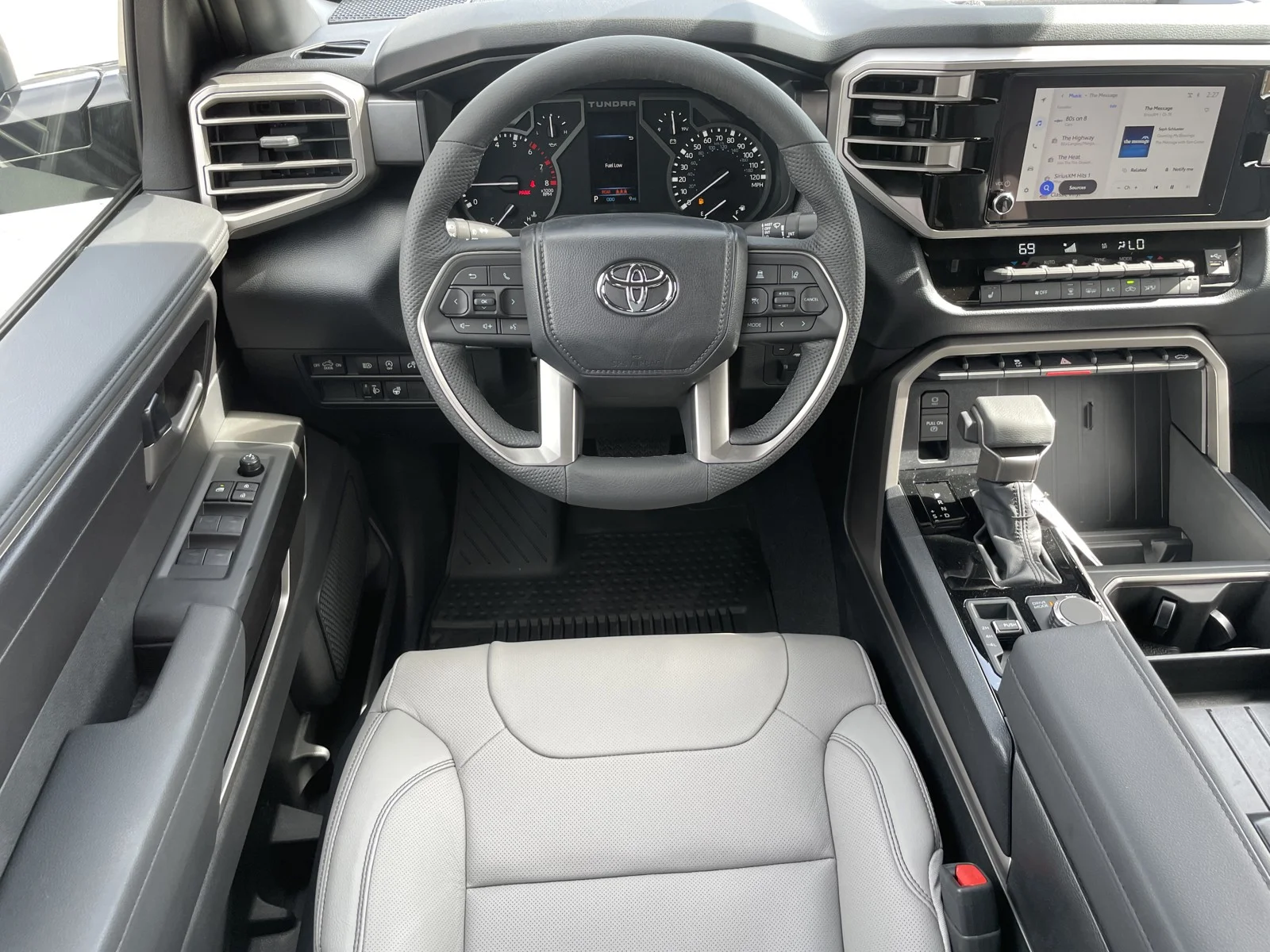 New 2026 Midnight Black Metallic Toyota SR5 image 13