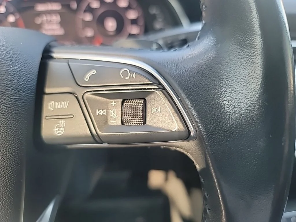 Used 2019 Black Audi 55 Prestige image 26