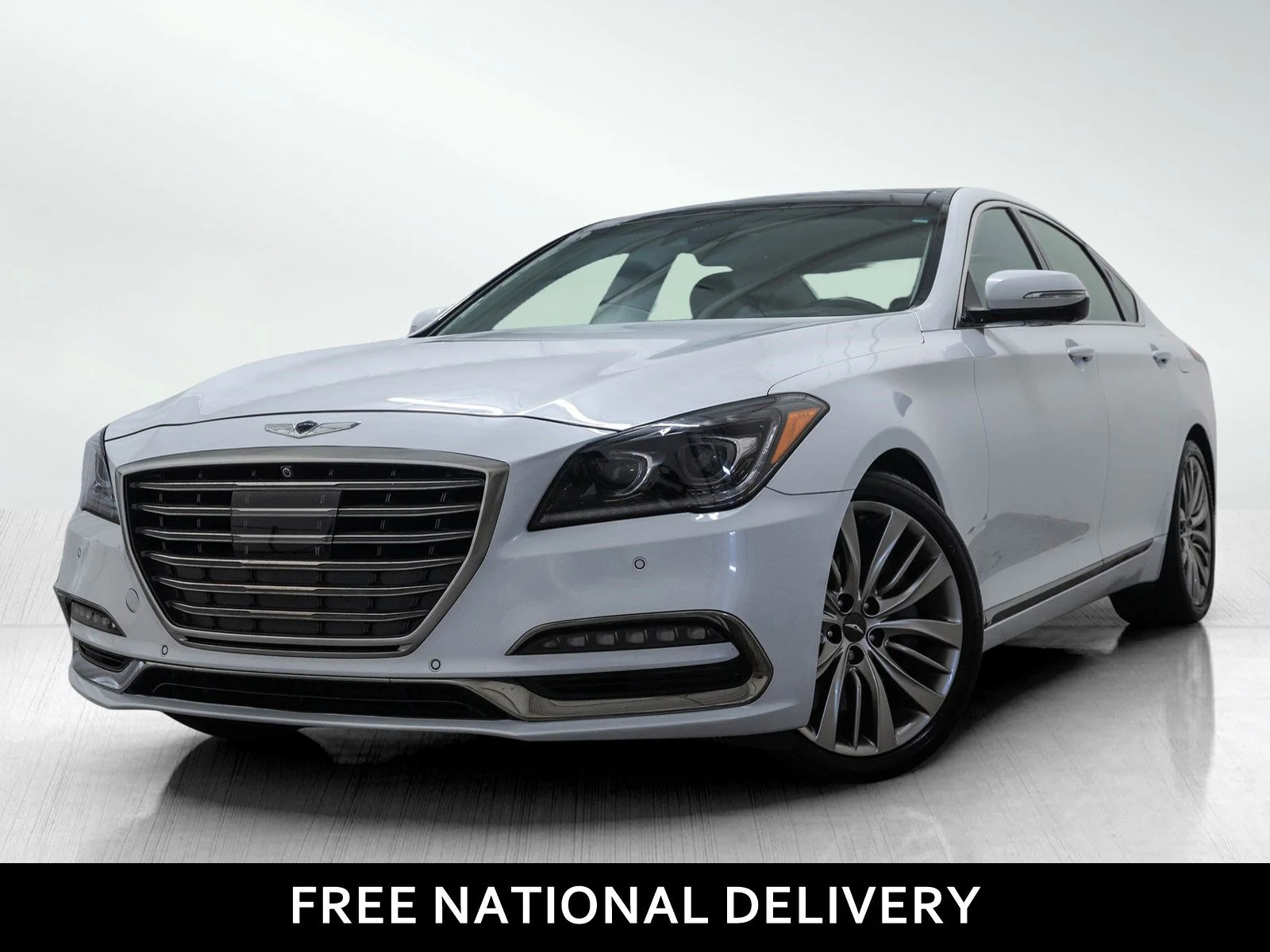 2018 Genesis G80 5.0 Ultimate AWD's photo