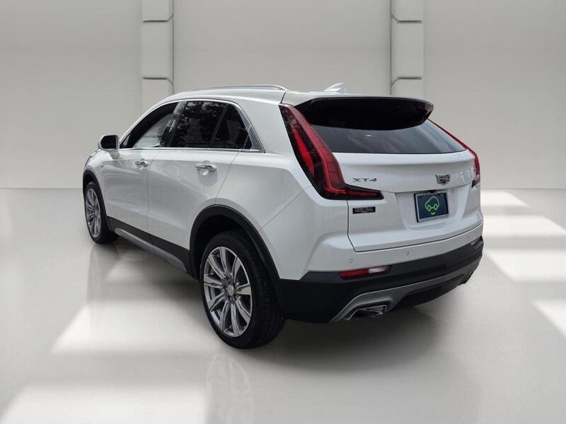 Used 2020 Crystal White CADILLAC FWD 4DR PREMIUM LUXURY image 3