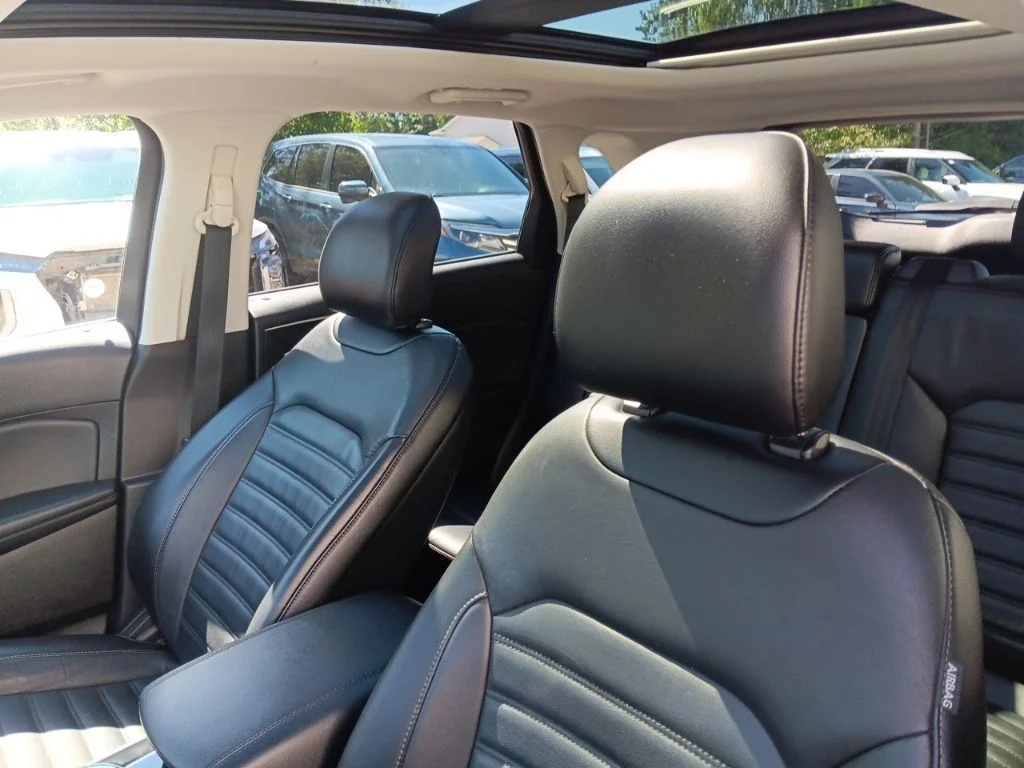 Used 2016 Electric Spice Metallic Ford SEL image 14