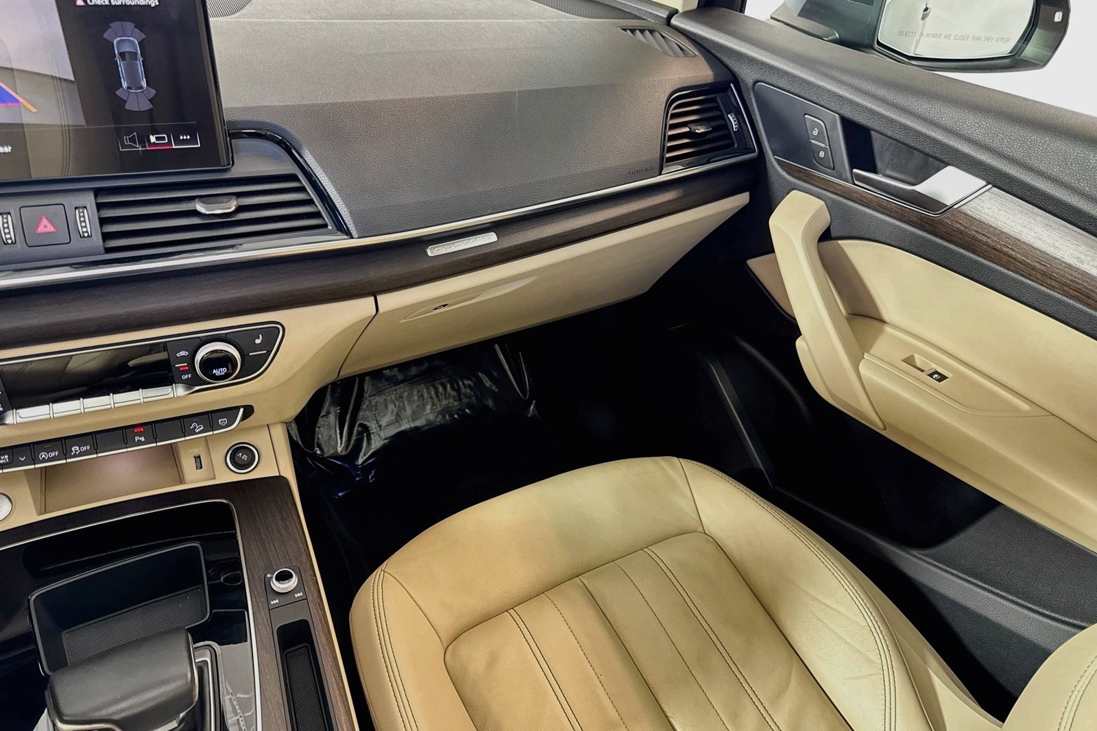 Used 2022 Mythos Black Metallic Audi Premium image 22