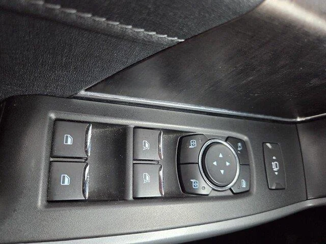 Used 2022 Antimatter Blue Metallic Ford LARIAT image 22