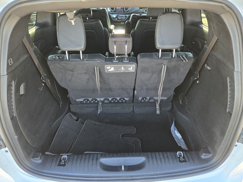 Used 2020 White Chrysler Touring L Plus image 15