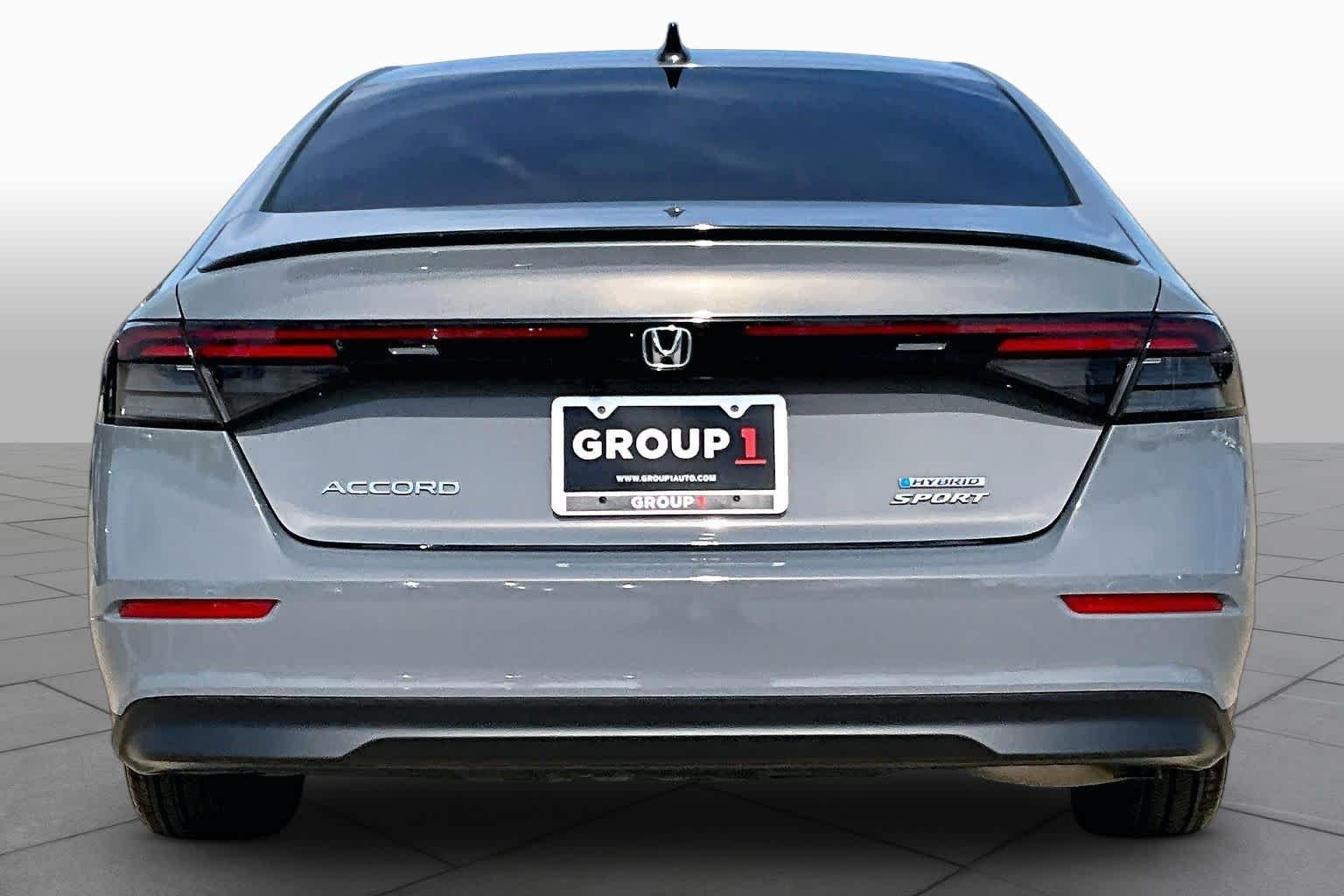 Used 2025 Urban Gray Pearl Honda Sport image 5