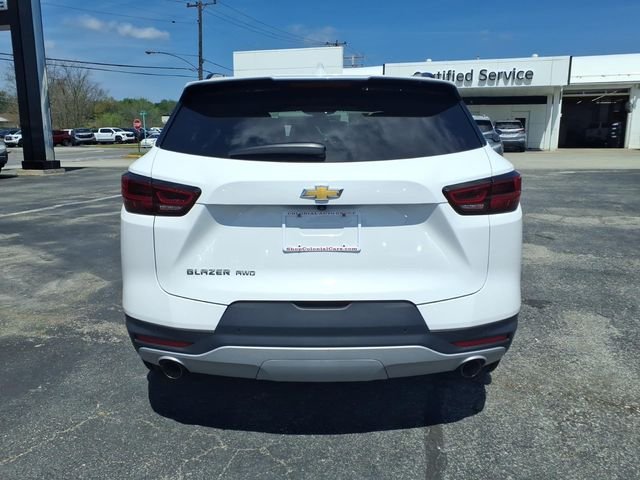 Used 2023 White Chevrolet LT image 6
