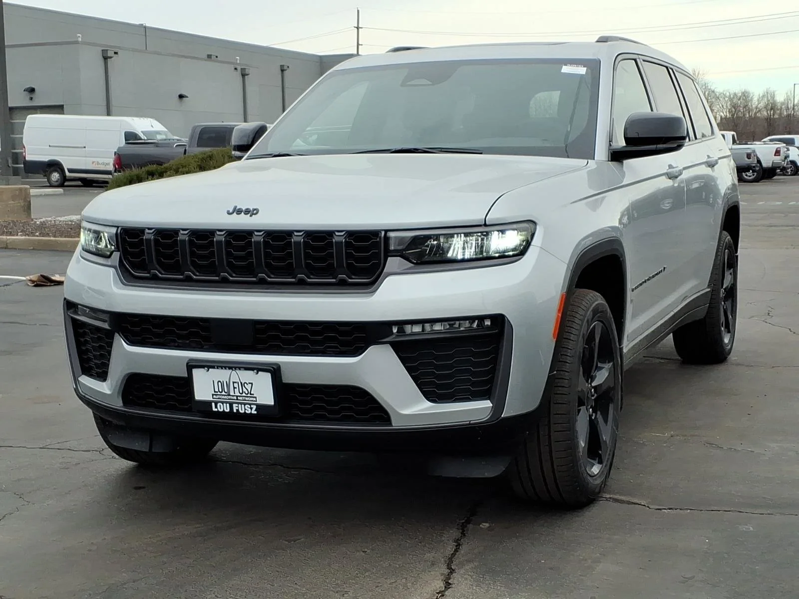 New 2026 Silver Zynith Exterior Paint Jeep Limited image 2