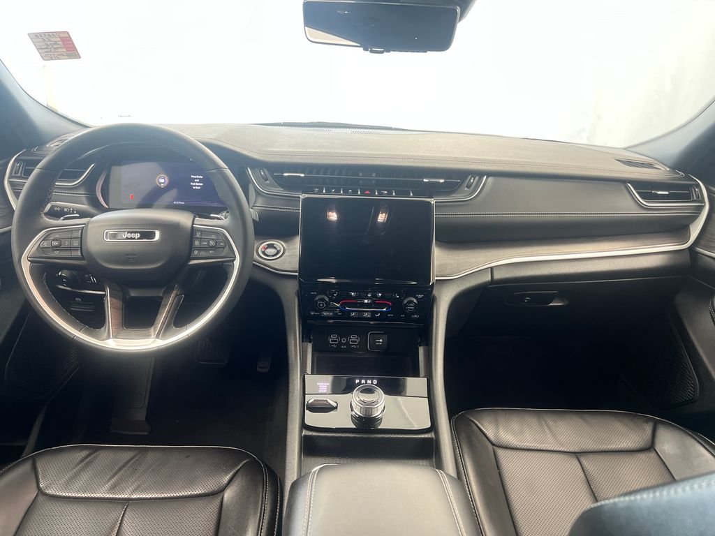 Used 2024 Silver Jeep Limited image 14