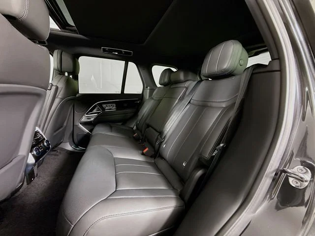 New 2026 Carpathian Gray Premium Metallic Land Rover SE image 24