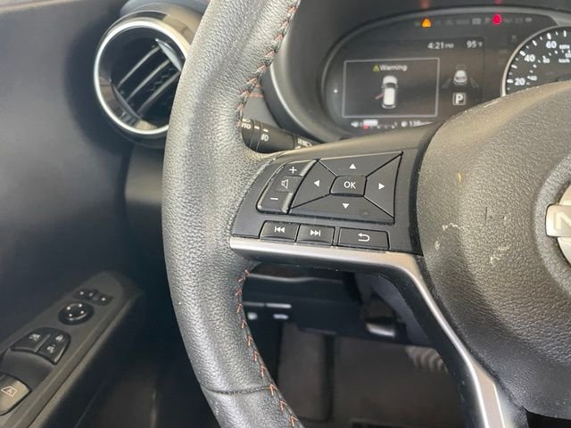 Used 2023 Blue Nissan SR image 12