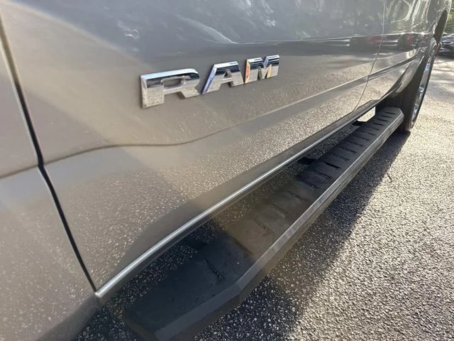 Used 2022 Silver Ram Big Horn/Lone Star image 15