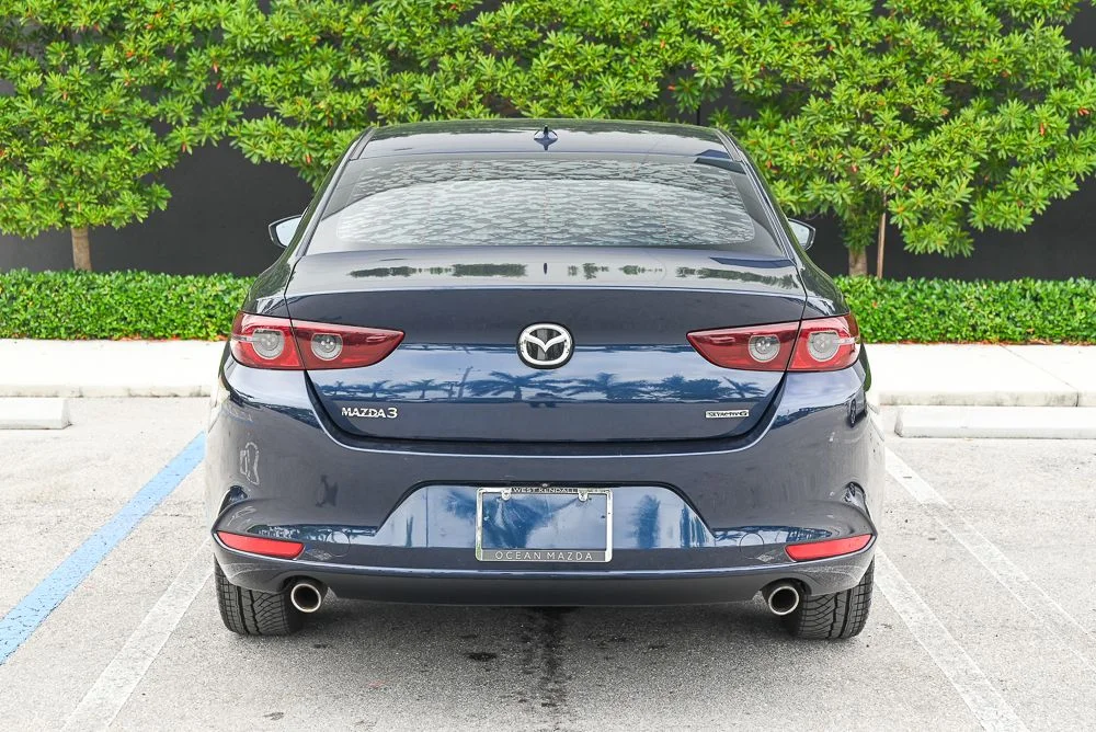Used 2019 Blue Mazda Preferred image 5